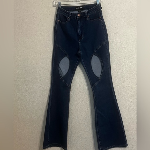 Claire Cutout Stretch Bootcut Jeans - Picture 10 of 11